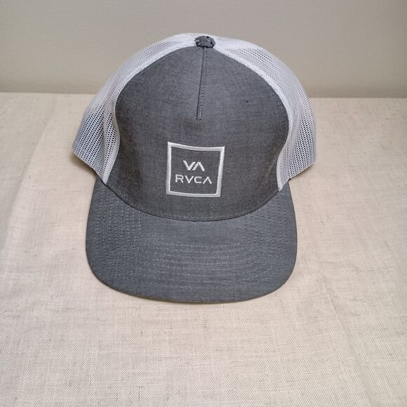 VA RVCA Snapback Trucker Hat Gray OS Adjustable Mid Fit Embroidered Mesh Back - Picture 1 of 8